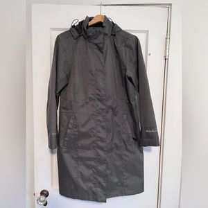 Eddie Bauer Girl on the Go Gray Unlined Trenchcoat size PL waterproof